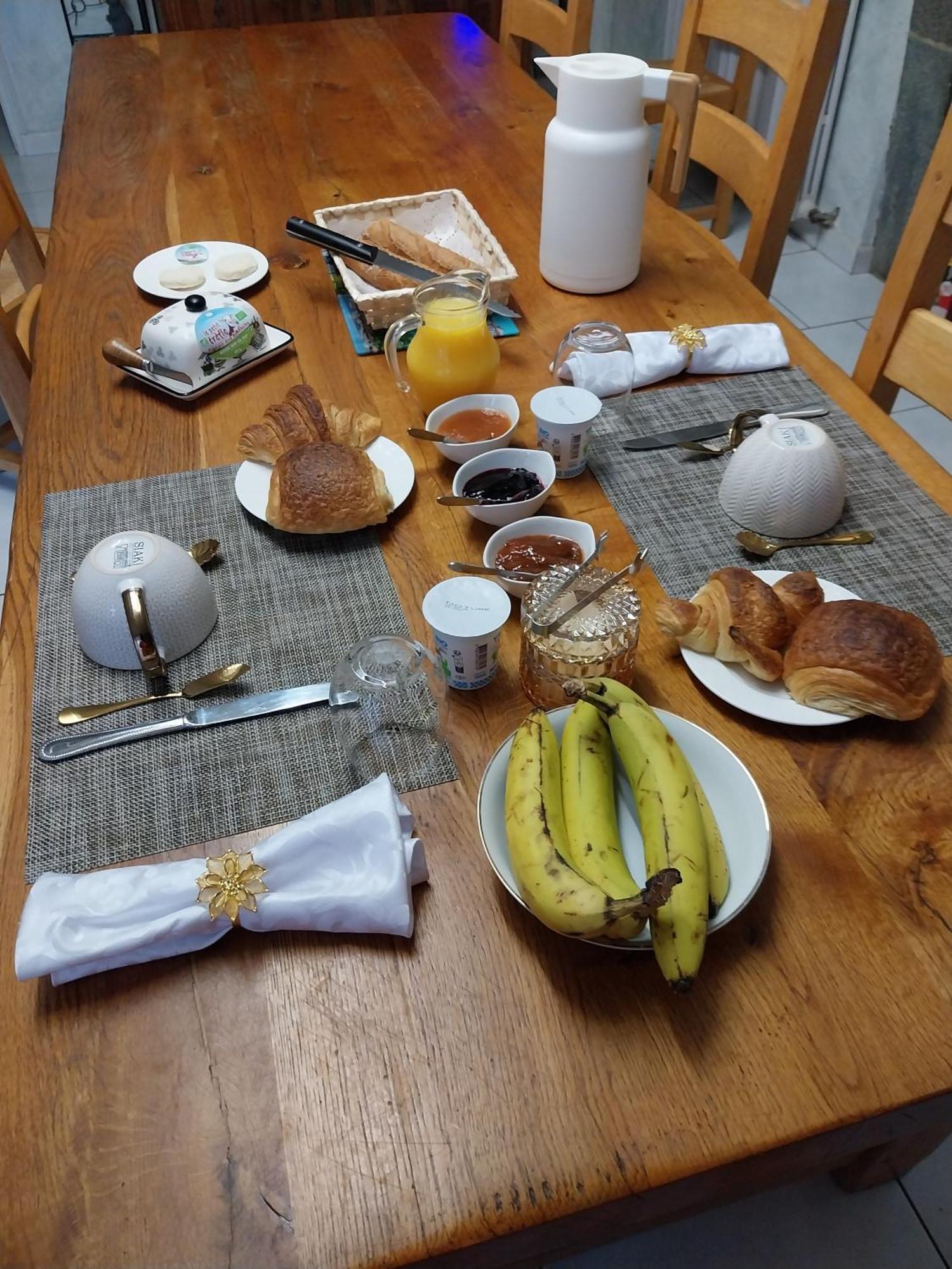 Bed and Breakfast Au Granit Bleu Faye-l'Abbesse Екстер'єр фото